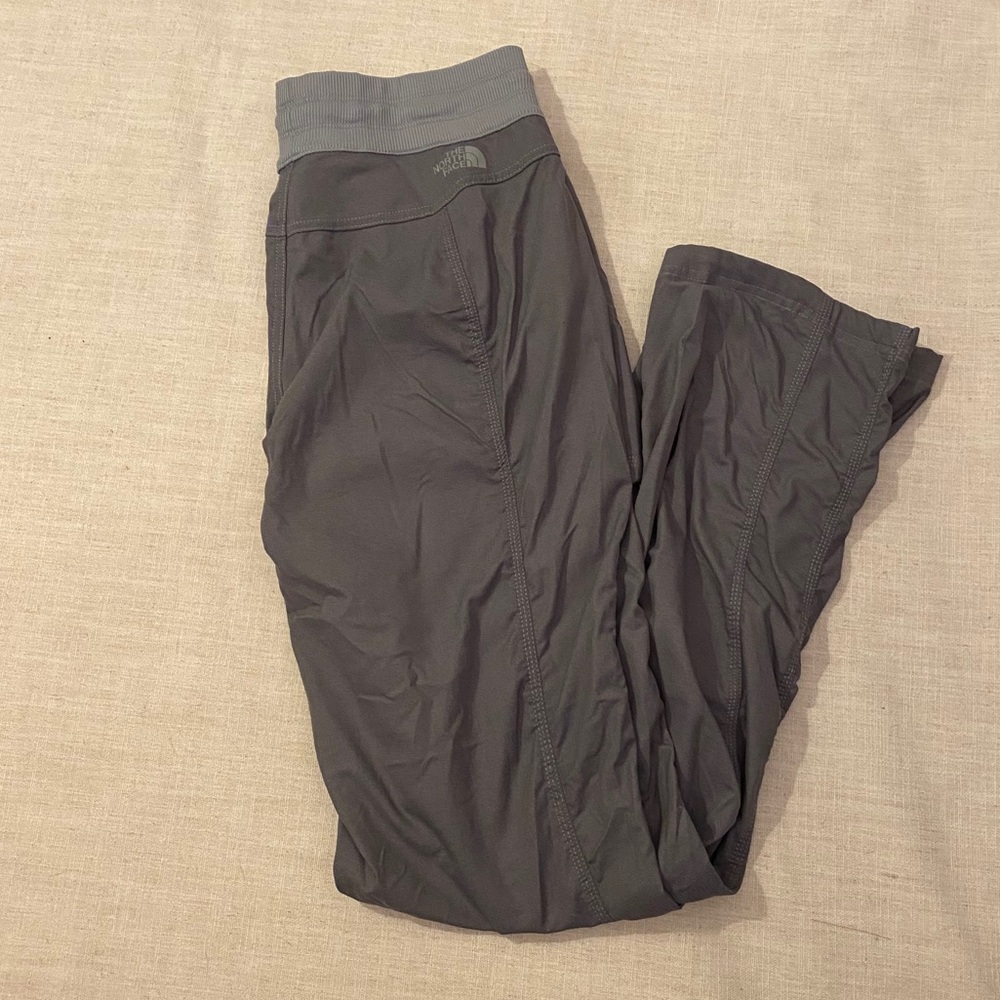 NWOT Northface hiking pants